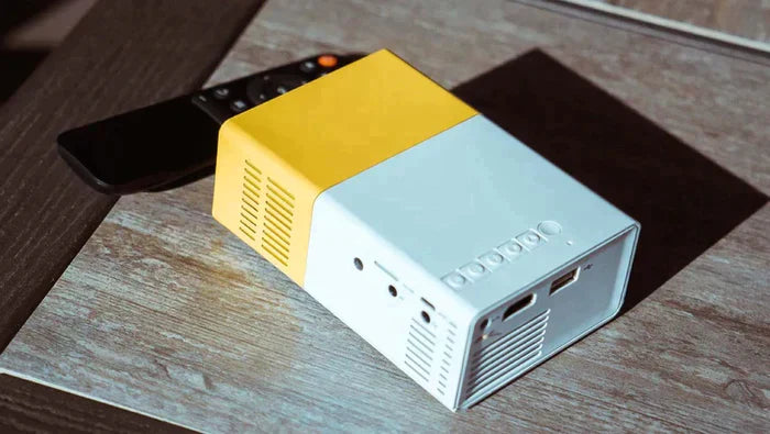 CinemaPocket Home Projector